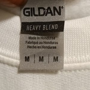 FINAL PRICE NWOT GILDAN white l/s "Merry" sweatshirt w 3 Xmas trees Medium